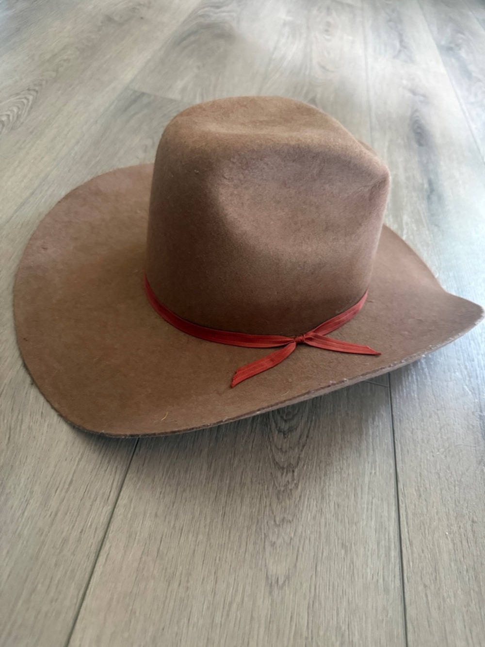 Vintage Car Lop Sombreros Wide Brim Brown Felt Hat with Red Ribbon